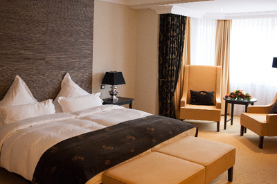 Hotel "Zum Zeppelin" Business & More