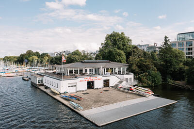 Ruderclub auf der Gurlitt-Insel