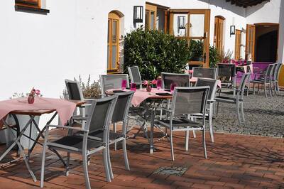 Hotel - Restaurant Augustlhof Tina Smith