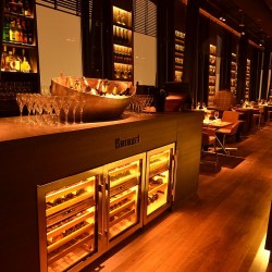 clouds – Heaven’s Bar & Kitchen