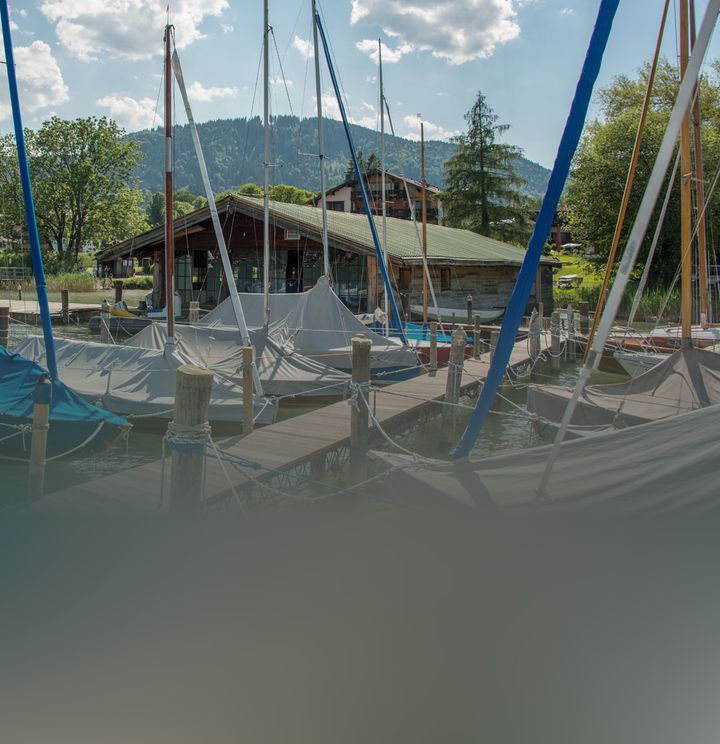 BOOTSHAUS TEGERNSEE