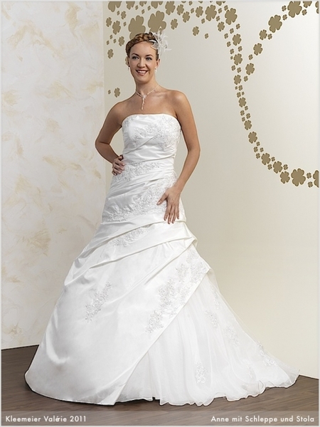 Chiffon Braut- und Festmode