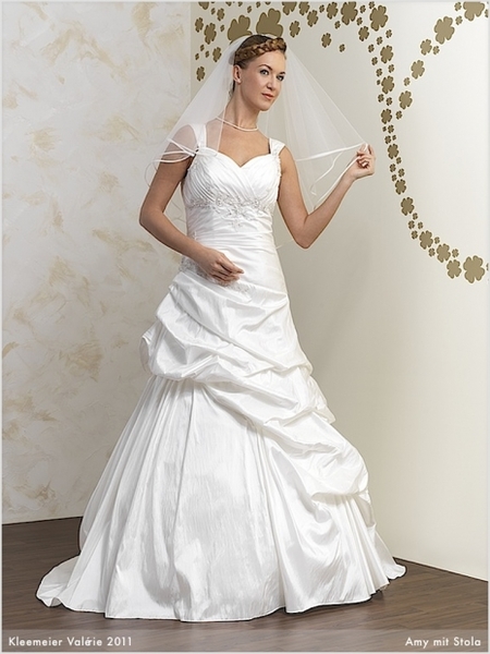 Chiffon Braut- und Festmode