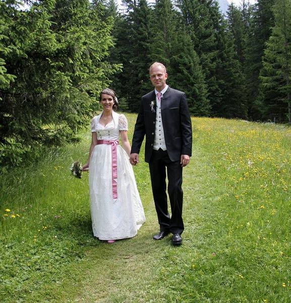 Alpenmaedel Dirndl Design