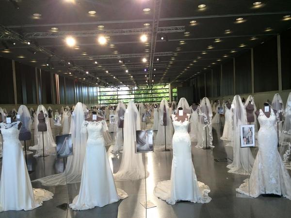 Festtruhe - Brautmode und Abendmode