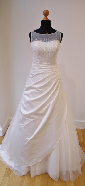 bleib treu: Brautmoden Outlet