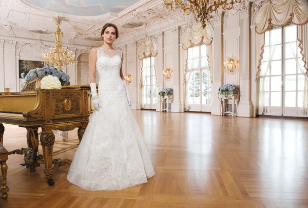 A-Linie Brautkleid mit Spitze