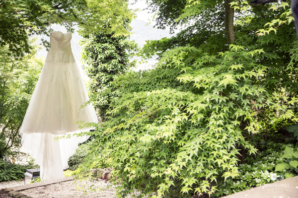 WEDDING & EVENT Moments