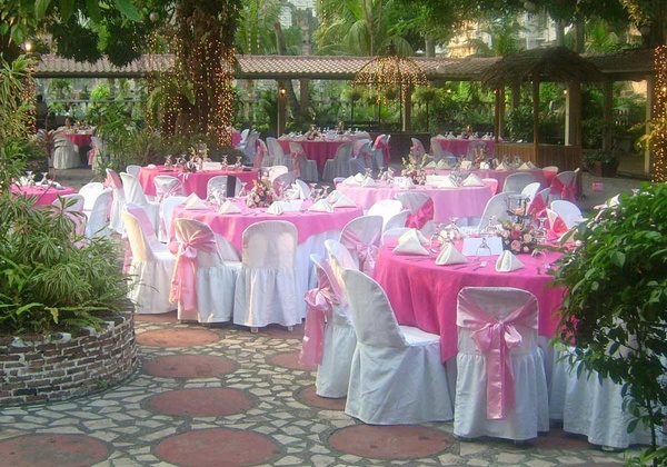 RAYES Gastronomie GmbH