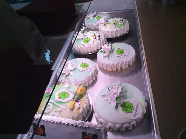 Kaffe-Bistro-Restaurant-Konditorei-Taormina UG