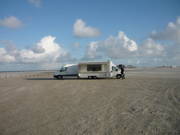 MOVIE MAMPF Catering