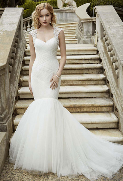 Brautkleid im Trompeten-Stil