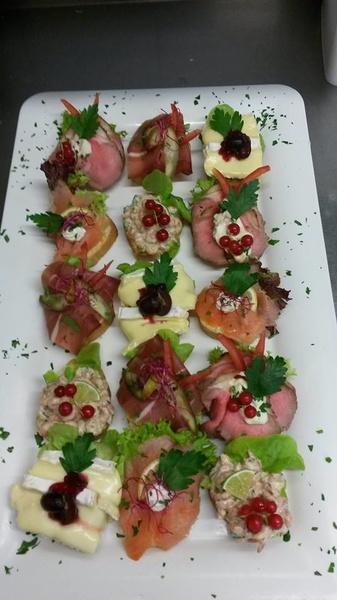 Dreimädelhaus  Catering