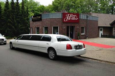 LOUNGE LIMOUSINENSERVICE