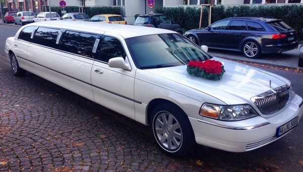 LOUNGE LIMOUSINENSERVICE