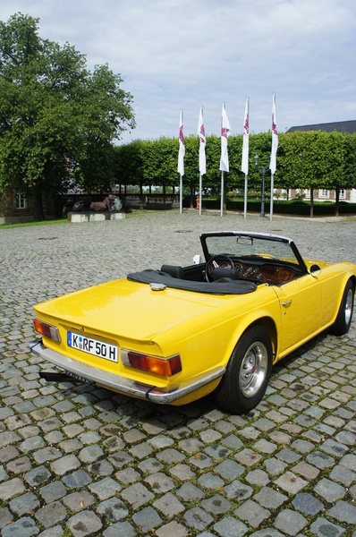 Oldtimer am Rhein