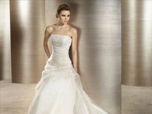 2 Due Bremen  Braut und Abendmode