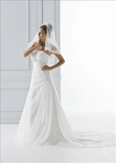 2 Due Bremen  Braut und Abendmode