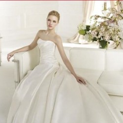 2 Due Bremen  Braut und Abendmode