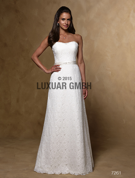 Scarlett Abend- und Brautmoden