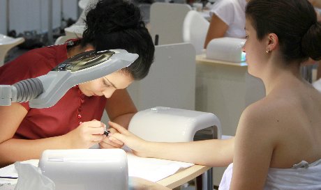 hmc – hair & make-up company OHG