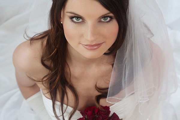 hair - & makeup artist lila