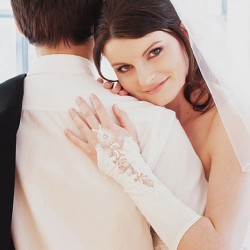 hair - & makeup artist lila