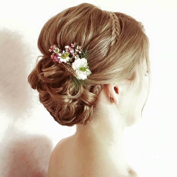 Hair & Make-up