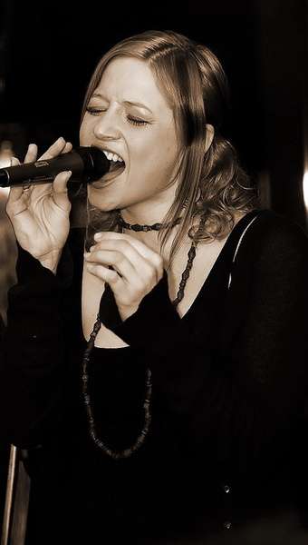 Mièl - Melanie Dotzler