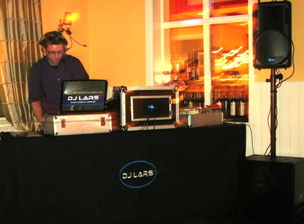 DJ Lars
