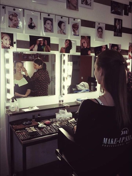 Jessica Schletter Make Up & Hair Artist