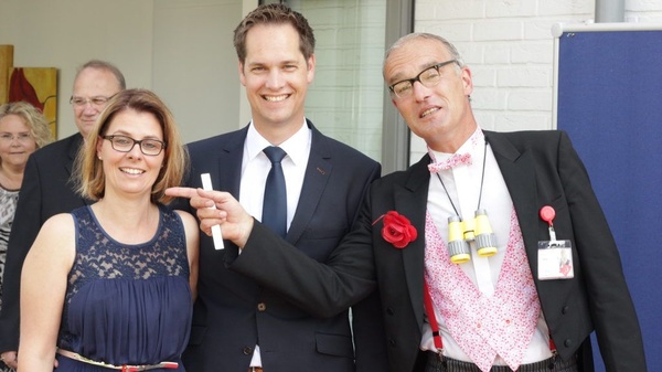 Comedy-Hochzeits-Butler "Bernhardt"