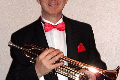 Tanzband First Class