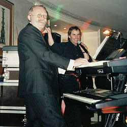 Tanzband First Class