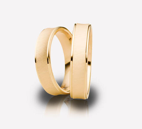 Schlichter goldener Trauring