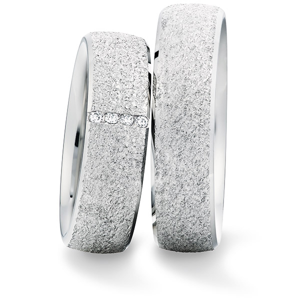 Luxuriöse Hochzeitsringe mit edlen Steinen