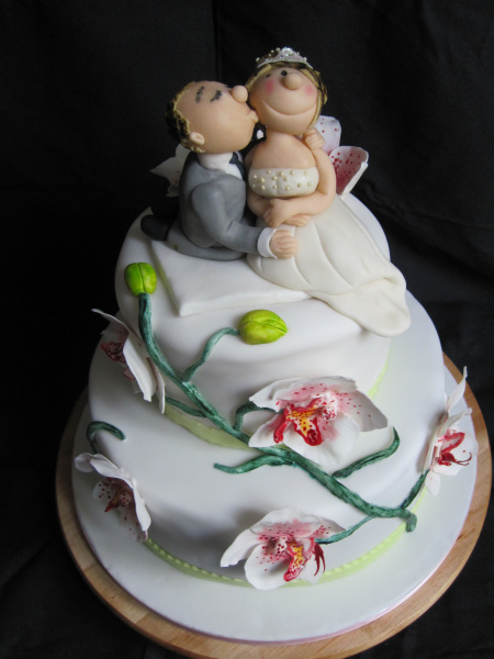 Lustige und romantische Hochzeitstortenfigur
