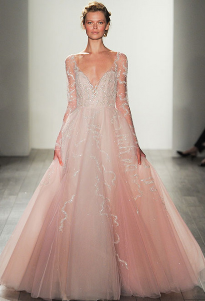 Elegantes Hochzeitskleid in Rosa