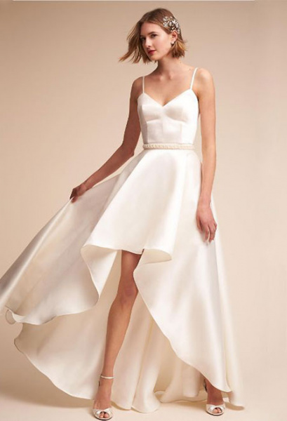 Elegantes Vokuhila Brautkleid